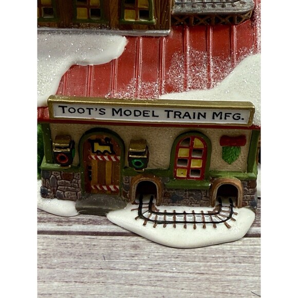 NWT Department 56 Toot’s Model Train Mfg. North Pole Series #56728 BOX RETIRED - Picture 11 of 17